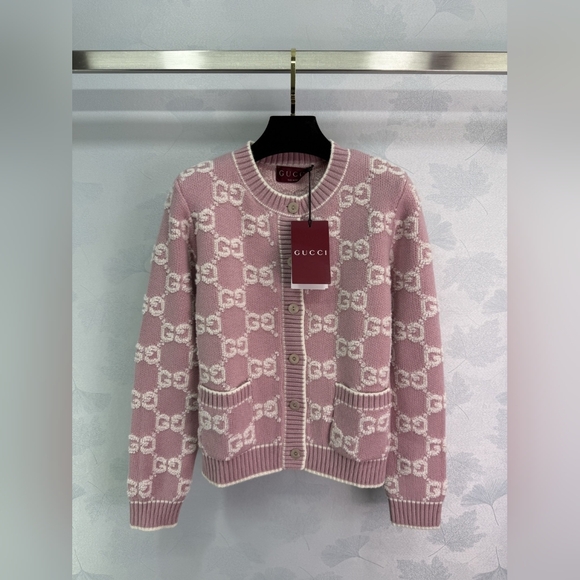 Gucci Sweaters - Gucci Pink Women's cardigan